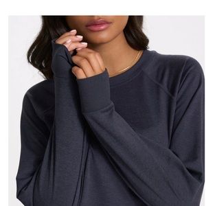 NWOT Vuori long sleeve